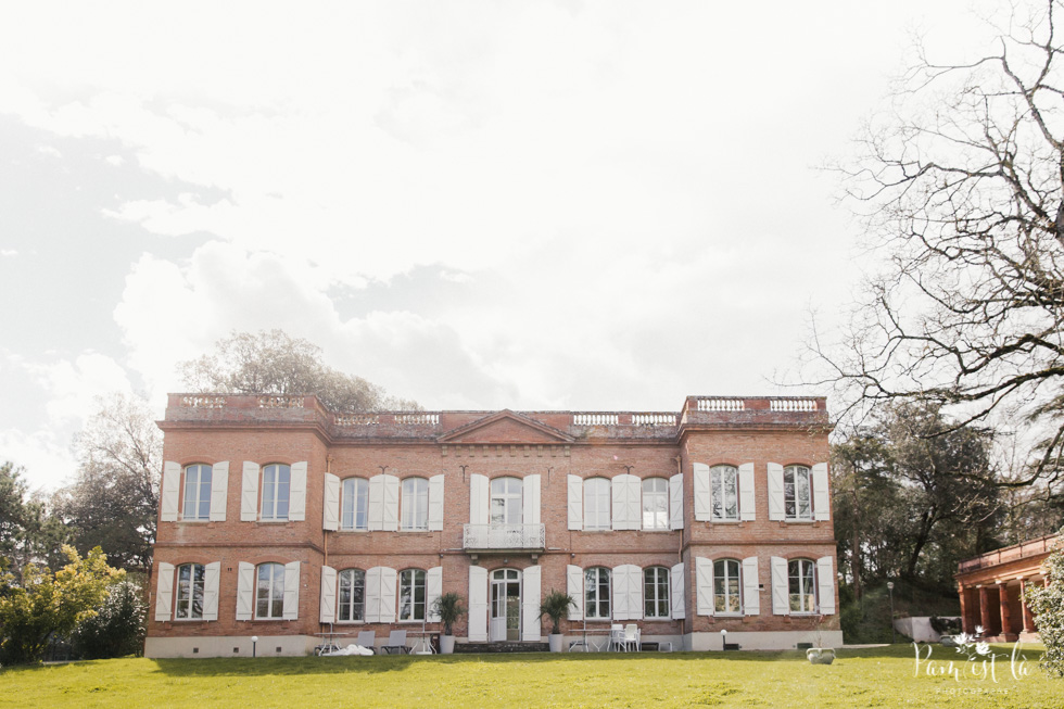 Préparatifs de la mariée au domaine de Montjoie - Photo du domaine de Montjoie - Pam est là photographe