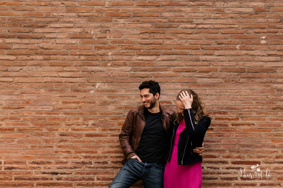 Pam est la photographe mariage : séance photo dans les rues de Toulouse